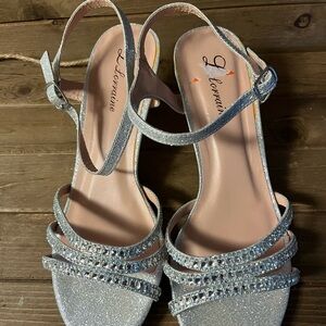 L Lorraine Berkly Silver Rhinestone Shoes Formal Prom Wedding kitten  Heels Sz 9